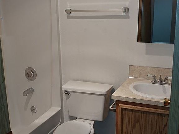 5th image of 7106 NE Hazel Dell Ave APT 49