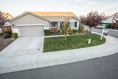 1st image of 3176 Overton Way