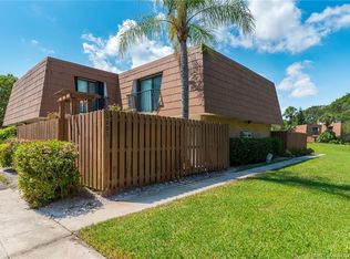 6203 SE Riverboat Dr, Stuart, FL 34997