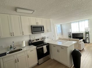 737 Olokele Ave APT 907, Honolulu, HI 96816