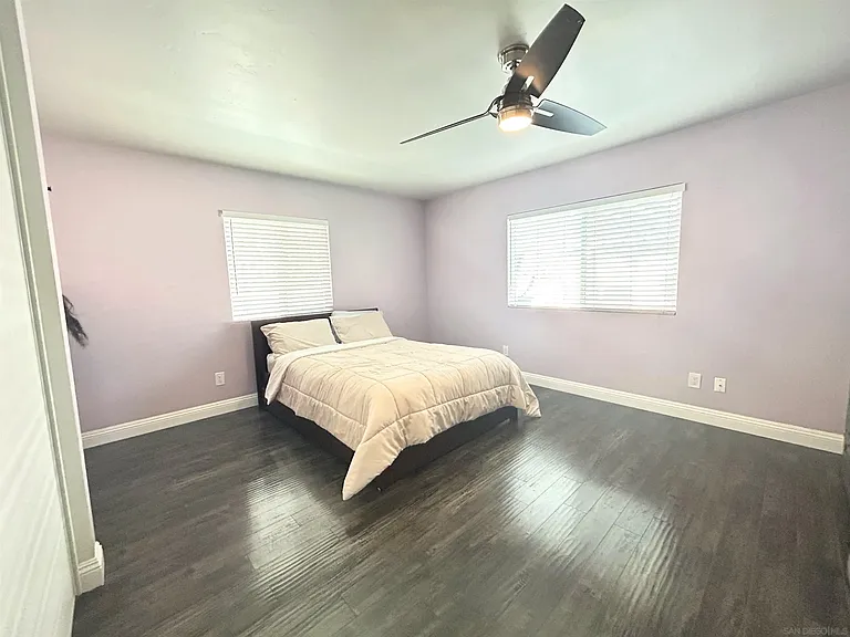 1121 Grand Ave — Photo 10