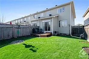 1974 Pennyroyal Cres — Photo 13
