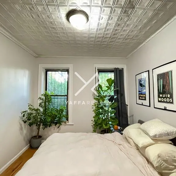 382 Montgomery St #3B — Photo 6