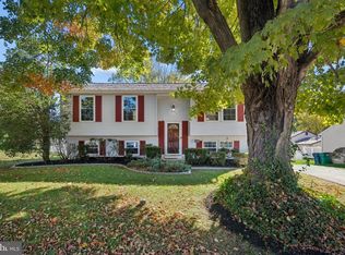 1697 Gemini Dr, Sykesville, MD 21784