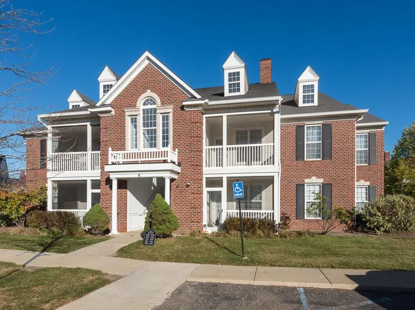 922 W Summerfield Gln, Ann Arbor, MI 48103