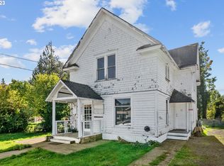 318 E Main St, Sheridan, OR 97378