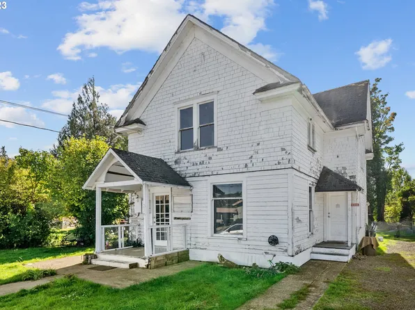318 E Main St, Sheridan, OR 97378