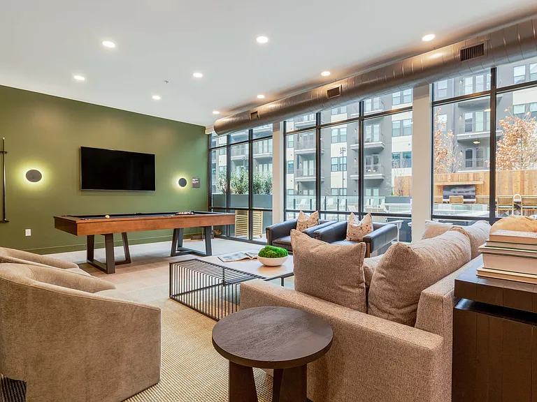 Residences at OAK — Photo 18