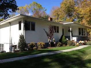 221 Sunset Hill Rd, Pleasant Valley, NY 12569