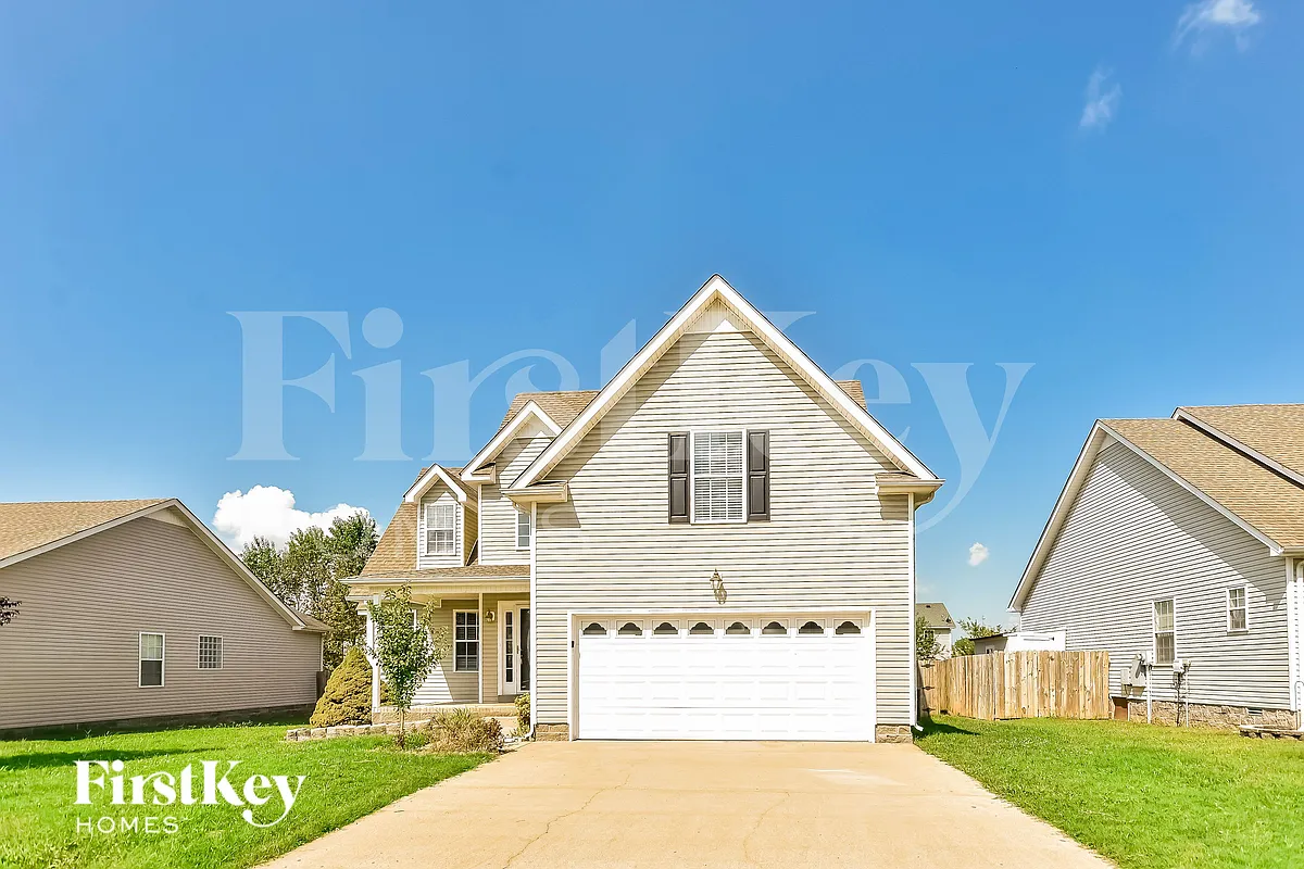 Building Photo - 3668 Aurora Dr