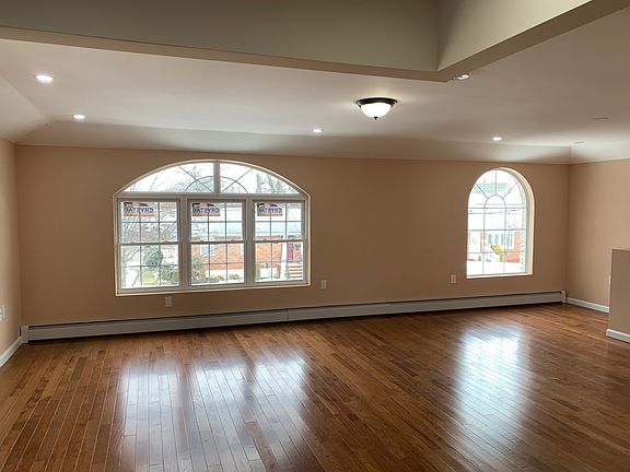 5th image of 119-56 167th St Floor 2