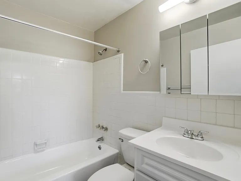 3411 Broadwell Ave #9 — Photo 9