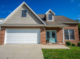 8 Lollie Dr, Williamsburg, KY 40769