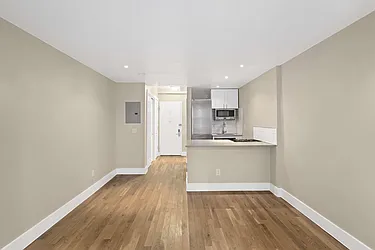 Rented by Cooper & Cooper Real Estate