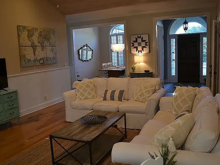 203 Villager Dr — Photo 14