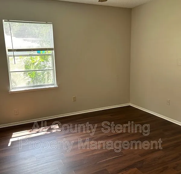 2261 Saint Augustine St — Photo 19