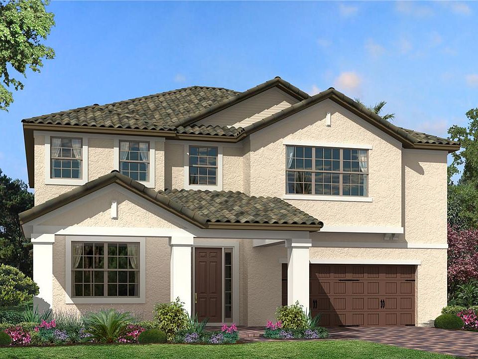 Located on 0165 in Riviera Bella in DeBary, FL