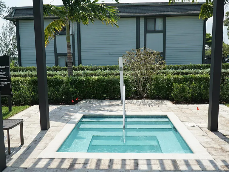 21435 NE 2nd Pl — Photo 24