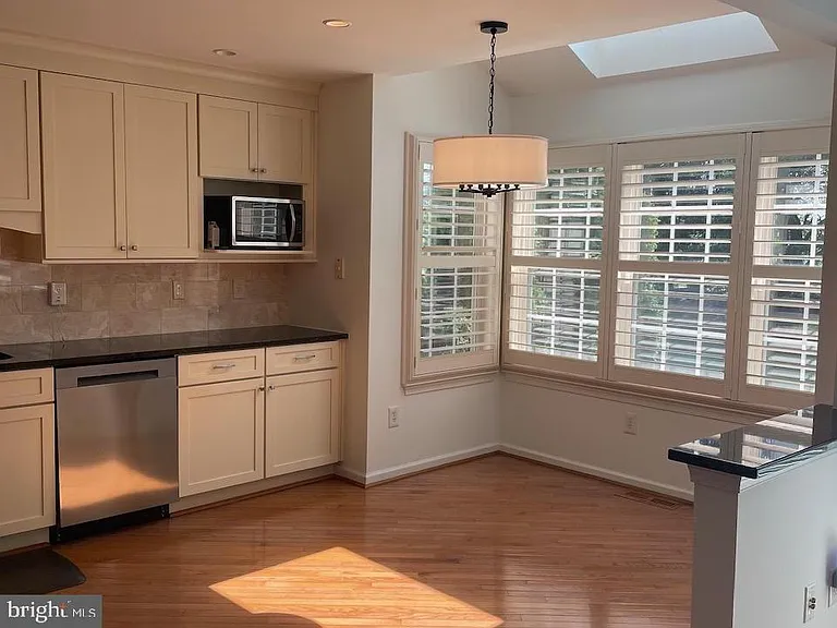 37 Palmer Dr — Photo 8