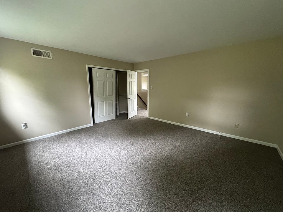 Large Bedroom