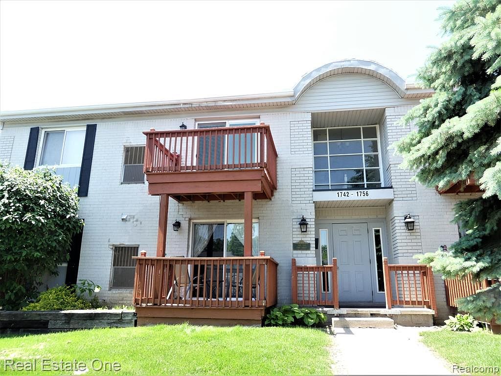 1744 Fort St 21, Trenton, MI 48183 Zillow