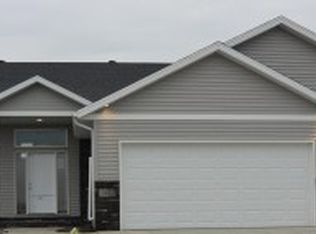 2123 41st St S, Moorhead, MN 56560