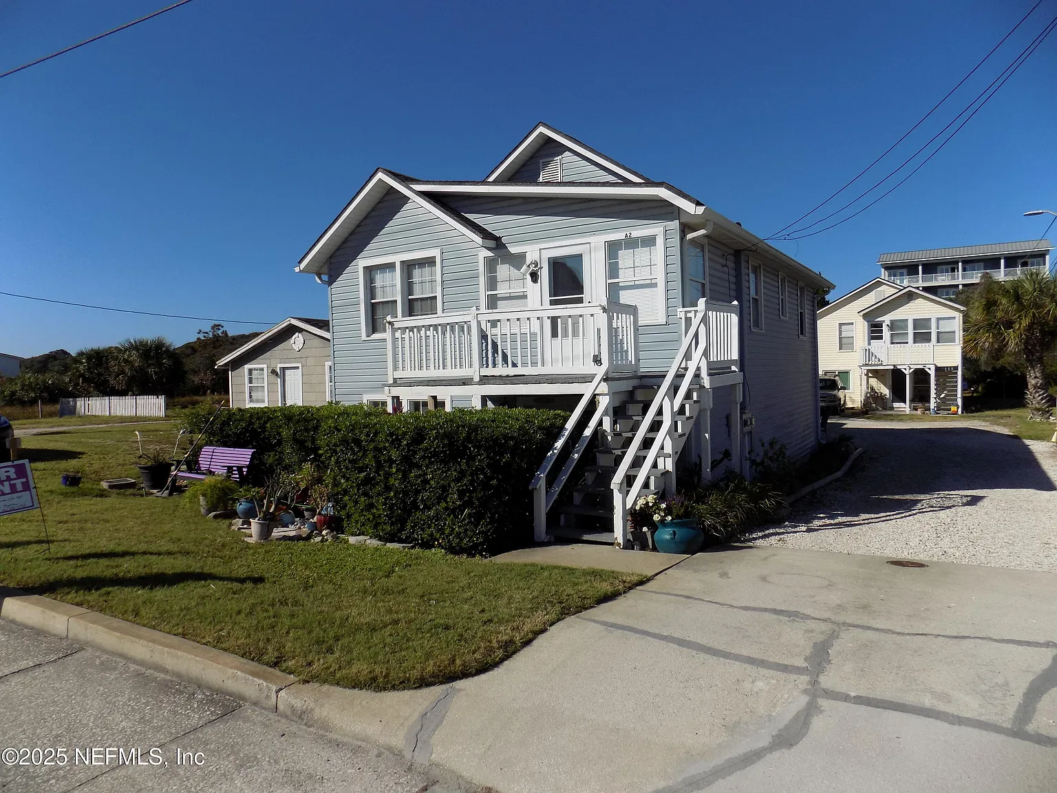2 bed, 1.0 bath, 1025 sqft, $2,250 — Photo 2