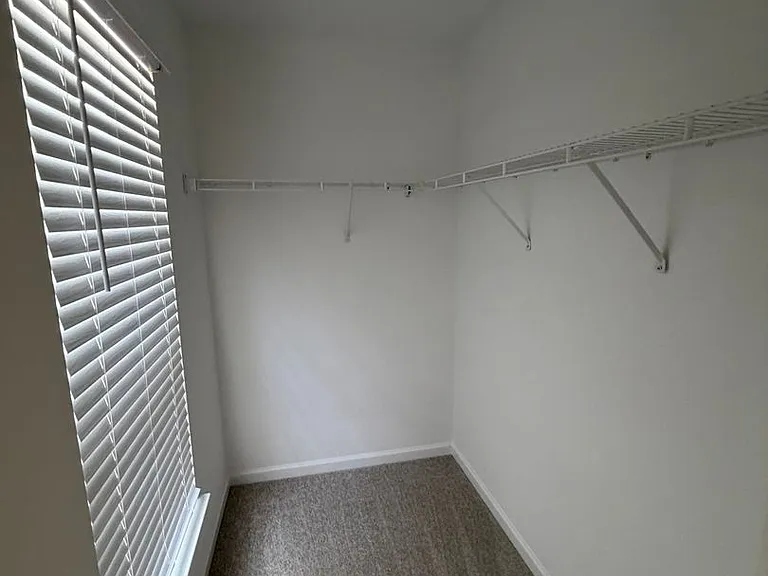 232 Hadley Commons Dr — Photo 16