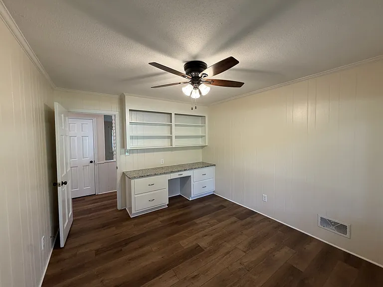 1130 Turnersburg Hwy — Photo 11