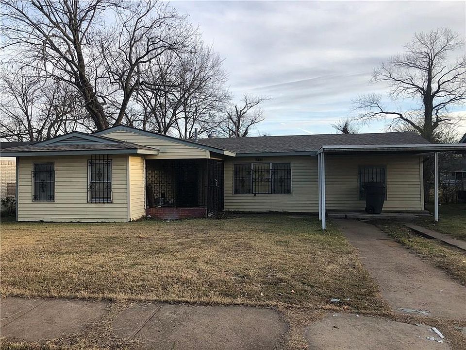 1st image of 2732 E Ann Arbor Ave