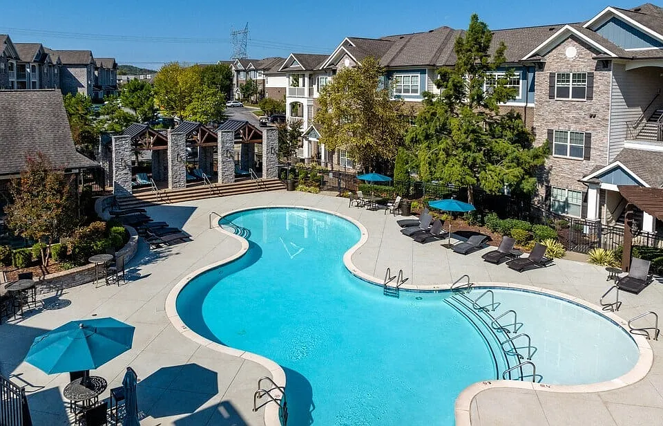 Vintage Crossing Apartments