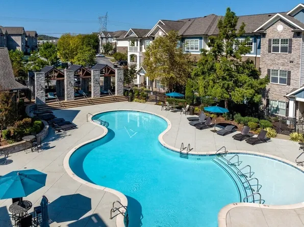 Vintage Crossing Apartments