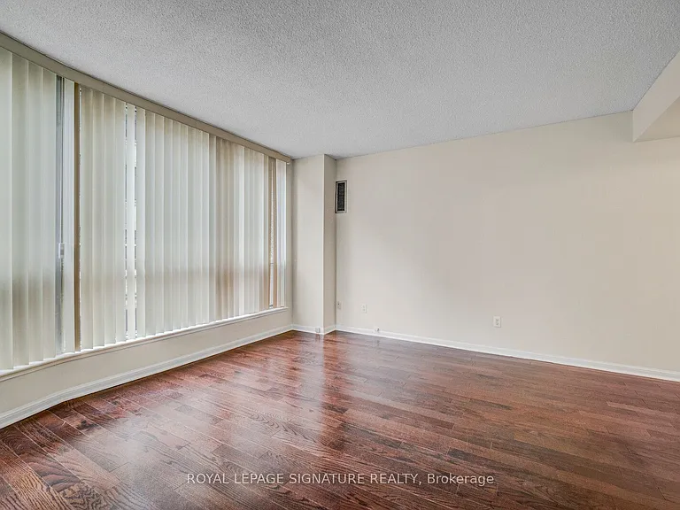7 Carlton St #306 — Photo 6