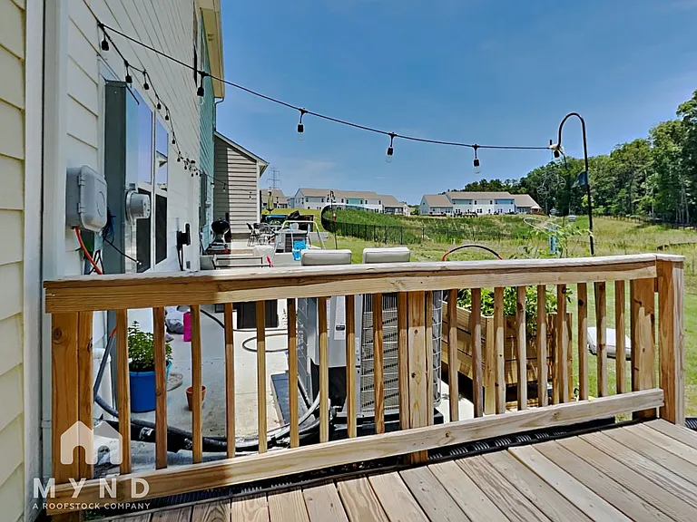 8645 River Ridge Dr — Photo 20
