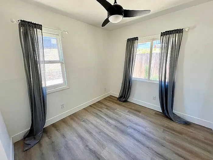 754 Euclid Ave — Photo 11