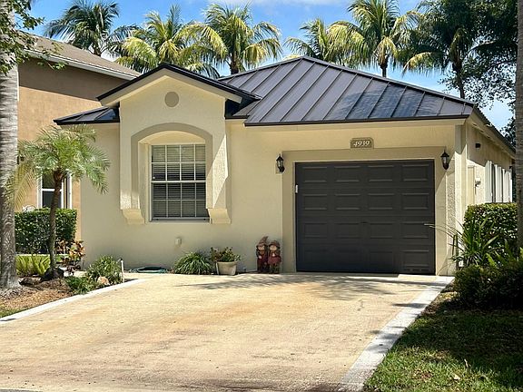 3rd image of 4939 Pelican Street