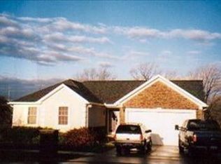 401 Mill Pond Dr, Sandusky, OH 44870