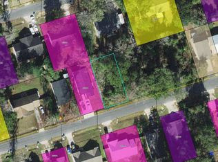 Pueblo Trl, Crawfordville, FL 32327