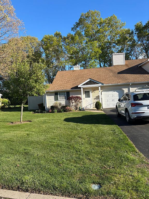 540 Race Pl - Property Image