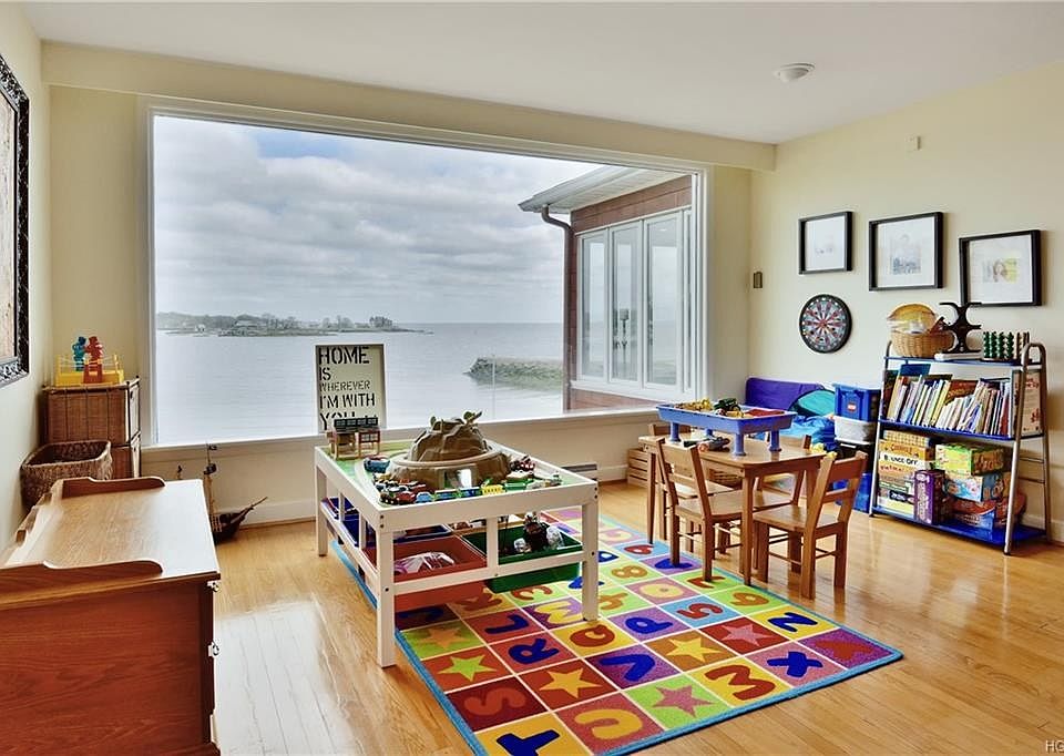 21 Echo Bay Dr, New Rochelle, NY 10805 Zillow