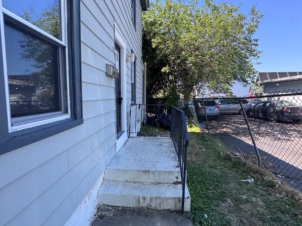 13 Courtland St APT B