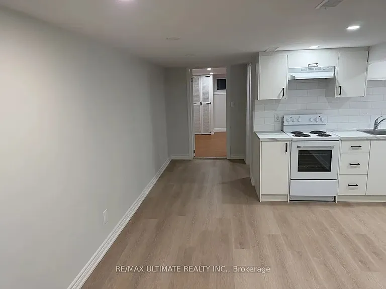 71 Claybrooke St #BASEMENT — Photo 6