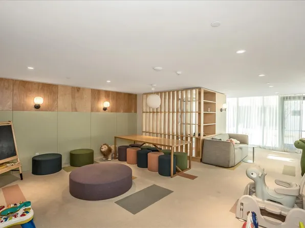 133-27 39th Avenue image 9 of 19