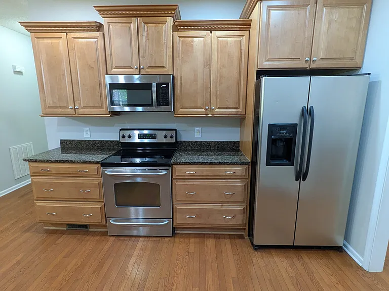475 Crestview Rd — Photo 15