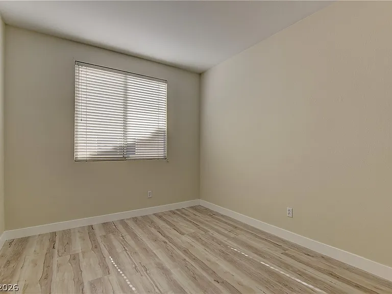 10517 Pergola Peak Ave — Photo 4