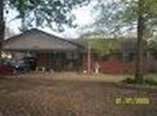 910 Dover Rd, West Memphis, AR 72301