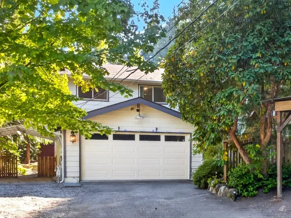 6 156th Place SW, Bothell, WA 98012