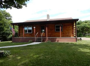 94 Paxton Rd, Spencer, MA 01562