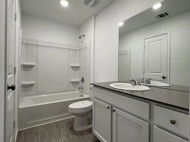 9904 Wye Ml — Photo 15