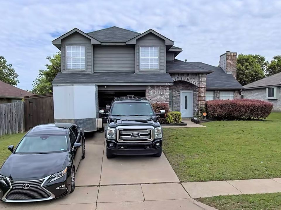 1st image of 8225 Cloverglen Ln